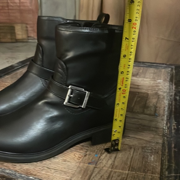 Woman’s brand new Cougar leather boots! - Picture 4 of 4